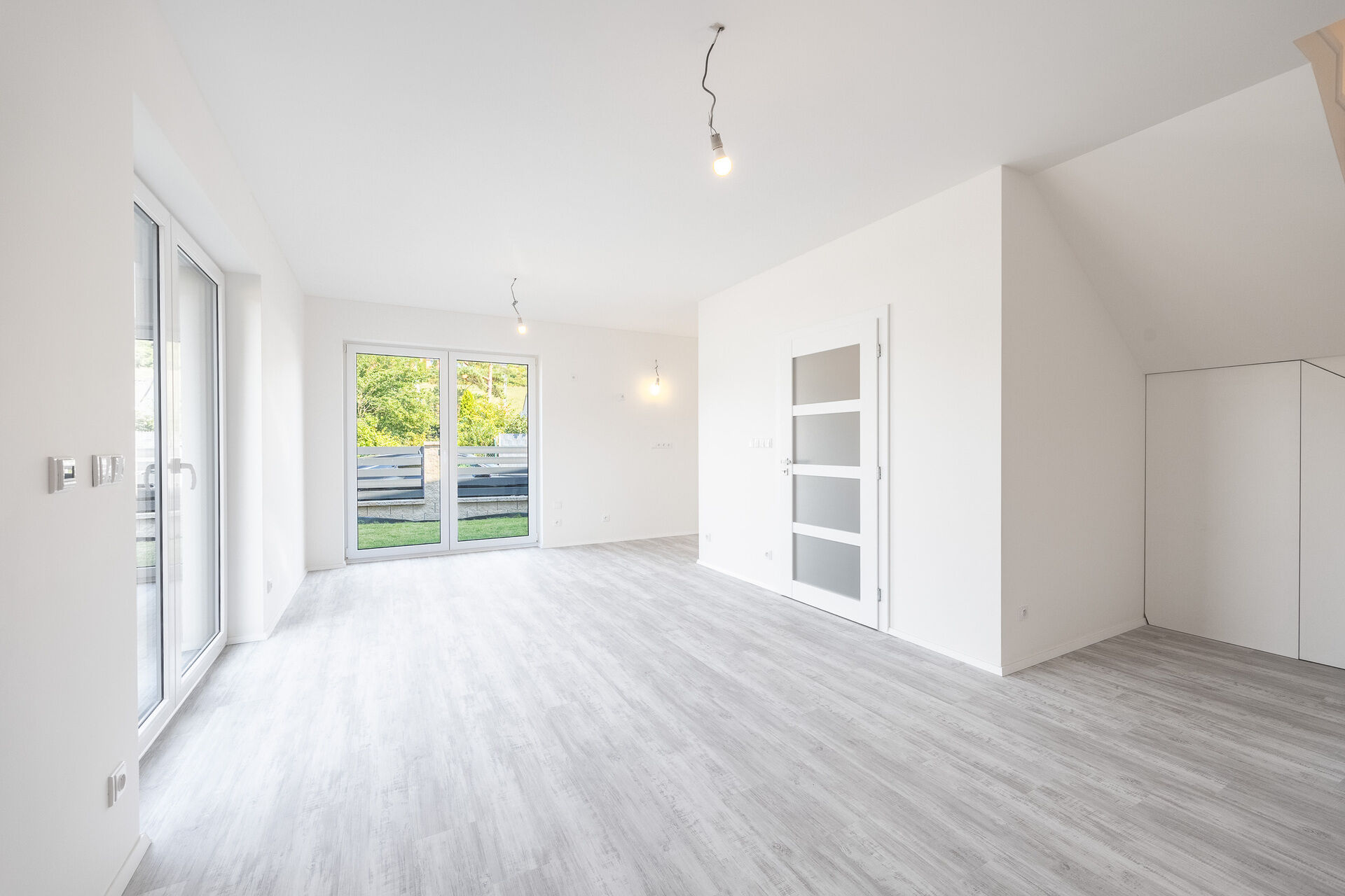 Prodej bytu 3+kk  96,3 m2 + předzahrádka 66 m2, Tuchoměřice