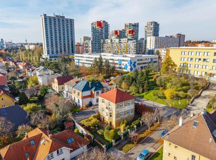 Prodej - dům/vila, 215 m²