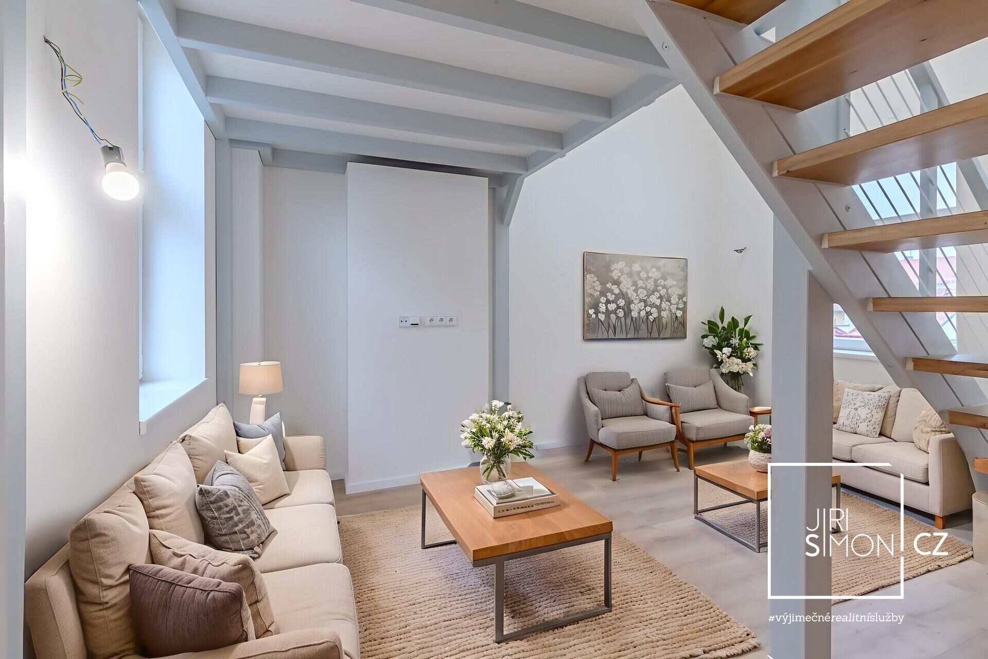 Družstevní byt 1+kk s vestavěným patrem Praha 8 Karlín, Vítkova ul.