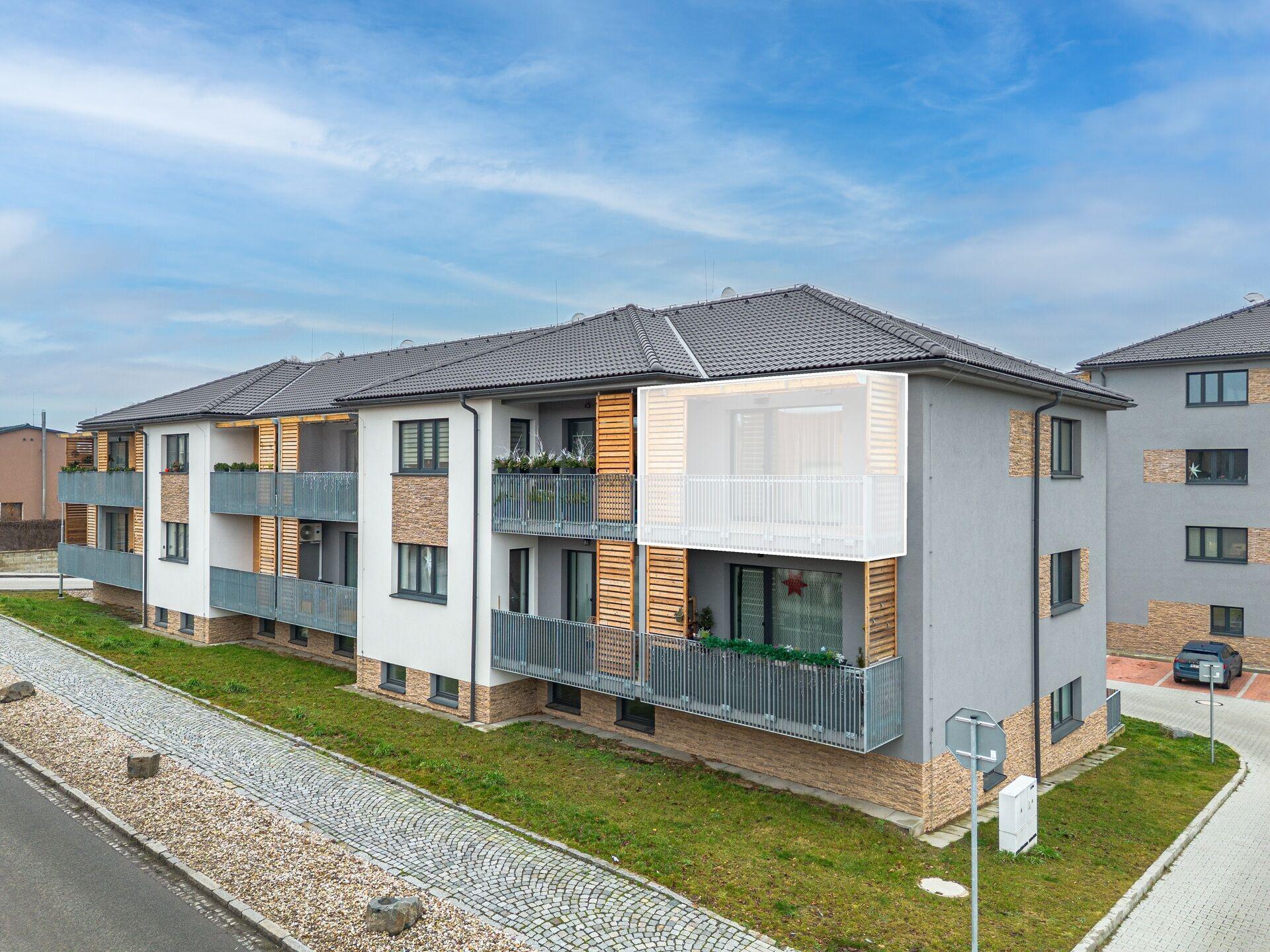 Pronájem krásného bytu 2+kk s terasou, novostavba Bakovská rezidence, volný ihned