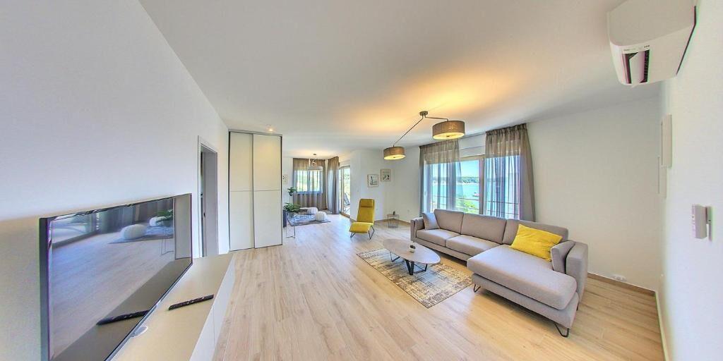 Pronájem luxusního apartmánu 4+kk, 165 m², Pula (Stoja), Chorvatsko
