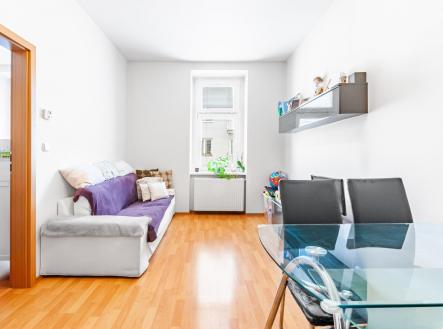 Pronájem bytu, 2+kk, 41 m²