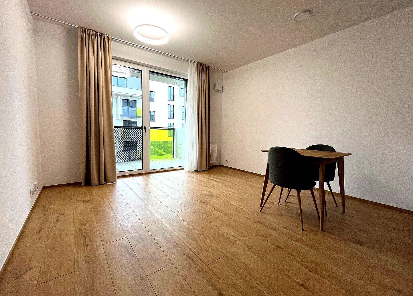 Pronájem bytu 1+kk 27 m², s balkónem 6 m², Praha 4 - Chodov