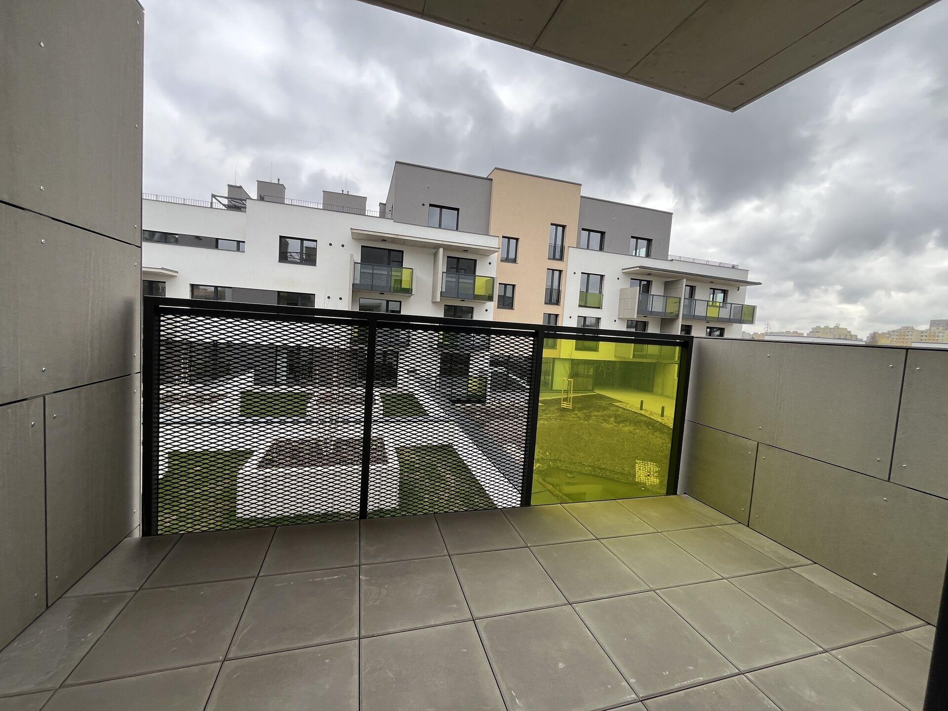 Pronájem bytu 1+kk 27 m², s balkónem 6 m², Praha 4 - Chodov