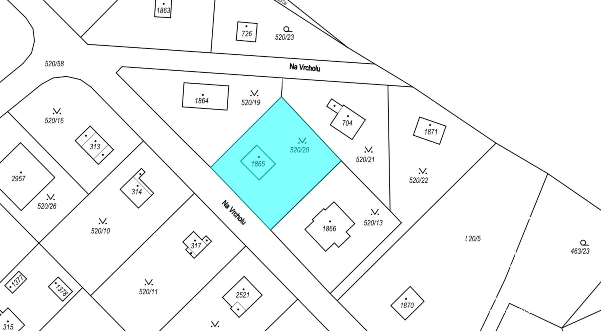Stavební pozemek 780 m² s chatou v Hradištku