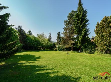 Prodej - pozemek pro bydlení, 1 100 m² obrázek