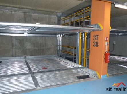 P1160921.JPG | Pronájem - malý objekt/garáž