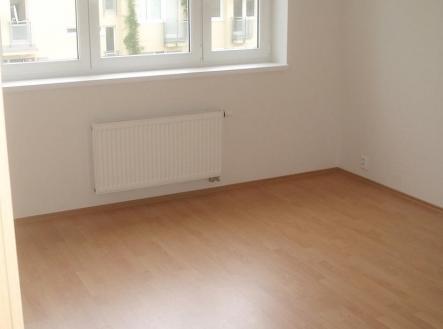 05 - Loznice - Byt Sluneční vršek 049.jpg | Pronájem bytu, 2+kk, 47 m²