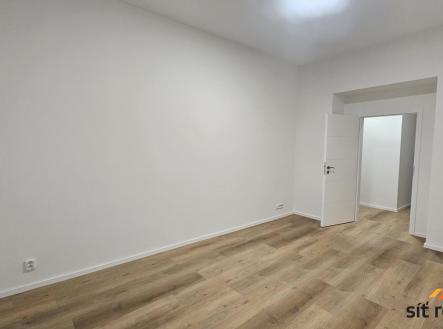 20260311_190124.jpg | Pronájem bytu, 1+1, 36 m²