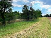 Prodej - pozemek, zahrada, 914 m²