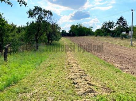 foto: 3 | Prodej - pozemek, zahrada, 914 m²