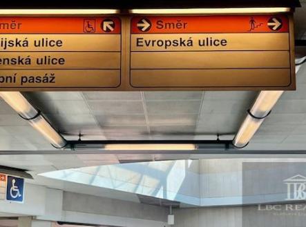 Unknown-4.jpeg | Pronájem - obchodní prostor, 32 m²
