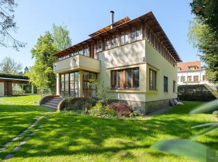 Prodej - dům/vila, 360 m² obrázek