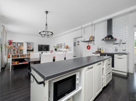 2025-06-05-11-32-28-CZ8_7638.jpg | Prodej bytu, 3+kk, 107 m²