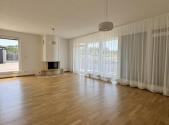 Pronájem bytu, 4+kk, 231 m²