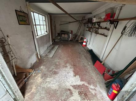 Unknown-1.jpeg | Pronájem - malý objekt/garáž