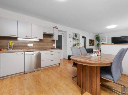 2026-02-10-11-58-52-CZ8_7560.jpg | Prodej - dům/vila, 267 m²