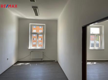 Pronájem - kanceláře, 45 m² obrázek