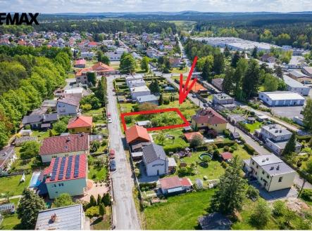 oznac1.jpg | Prodej - pozemek pro bydlení, 739 m²
