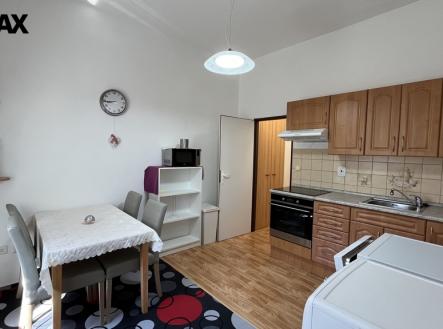 img-2030-1.jpg | Prodej bytu, 1+1, 47 m²