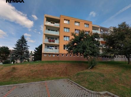 dum-zezadu.jpg | Prodej bytu, 4+1, 98 m²