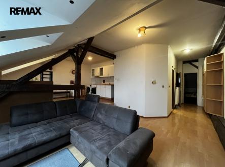 02.jpg | Pronájem bytu, 1+kk, 56 m²