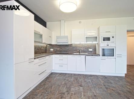 img-1271-2-3-4.jpg | Pronájem bytu, 2+kk, 91 m²