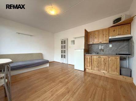 img-8937a.jpg | Pronájem bytu, 1+kk, 32 m²