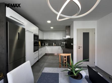 01.jpg | Pronájem bytu, 2+1, 70 m²