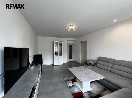 02.jpg | Pronájem bytu, 2+1, 70 m²