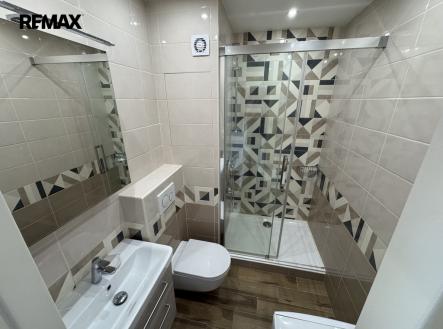 koupelna | Pronájem bytu, 2+kk, 35 m²