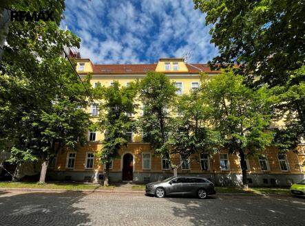 03-1.jpg | Pronájem bytu, 1+kk, 37 m²