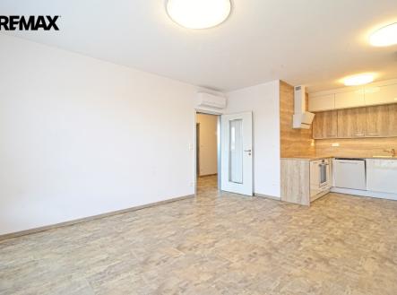 img-1437-6-5.jpg | Pronájem bytu, 2+kk, 66 m²