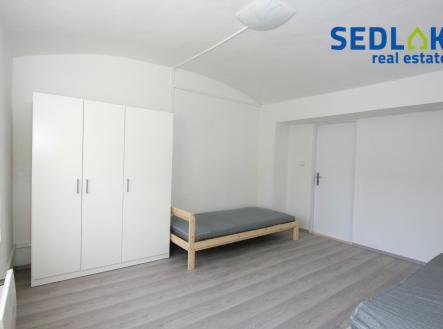 8 | Pronájem - hotel, 290 m²