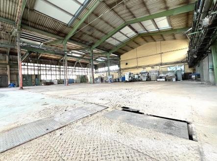 . | Pronájem - výrobní prostor, 1 620 m²
