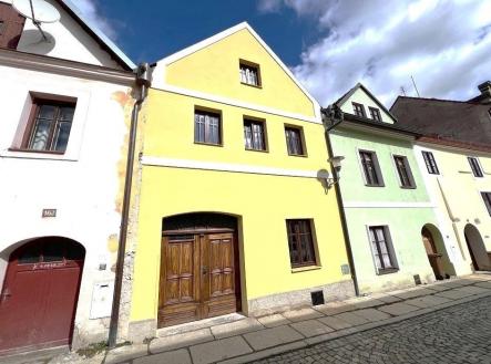 . | Prodej - dům/vila, 215 m²