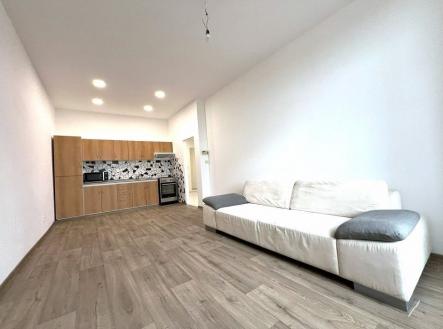 . | Pronájem bytu, 2+kk, 47 m²