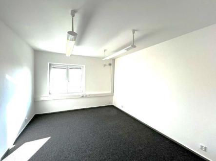 . | Pronájem - kanceláře, 20 m²