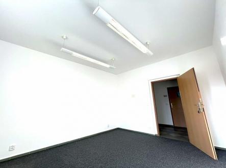 . | Pronájem - kanceláře, 20 m²