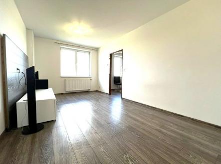 . | Pronájem bytu, 1+1, 37 m²