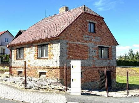 . | Prodej - dům/vila, 185 m²
