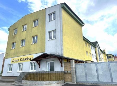 . | Pronájem bytu, 2+kk, 61 m²