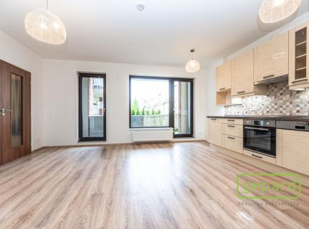 mh7-2406.jpg | Pronájem bytu, 3+kk, 67 m²