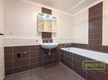 mh7-2419.jpg | Pronájem bytu, 3+kk, 67 m²