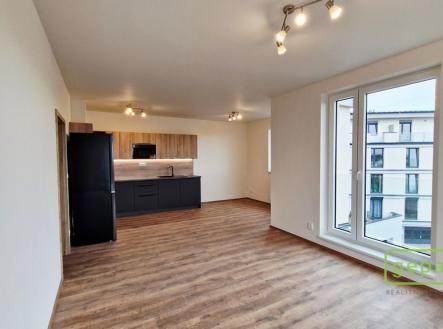 20250605-170358.jpg | Pronájem bytu, 2+kk, 76 m²