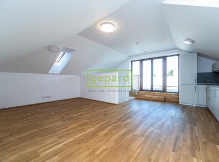 mh7-4742.jpg | Prodej bytu, 2+kk, 130 m²