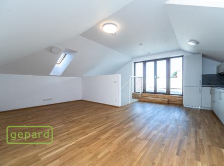mh7-4742.jpg | Prodej bytu, 2+kk, 130 m²