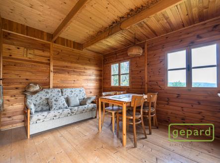 obývací prostor v přízemí | Prodej - chata/rekreační objekt, 25 m²