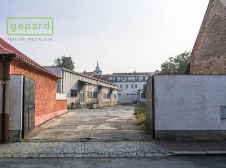 img_dee9ca7bc1_orig.jpg | Prodej - pozemek pro komerční výstavbu, 1 827 m²