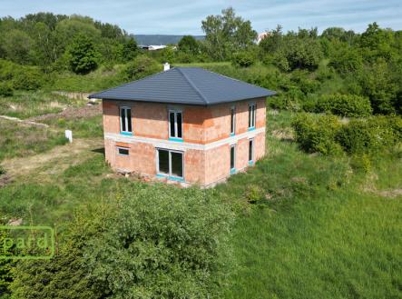 Prodej - dům/vila, 200 m² obrázek